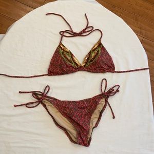 Victoria’s Secret bikini set